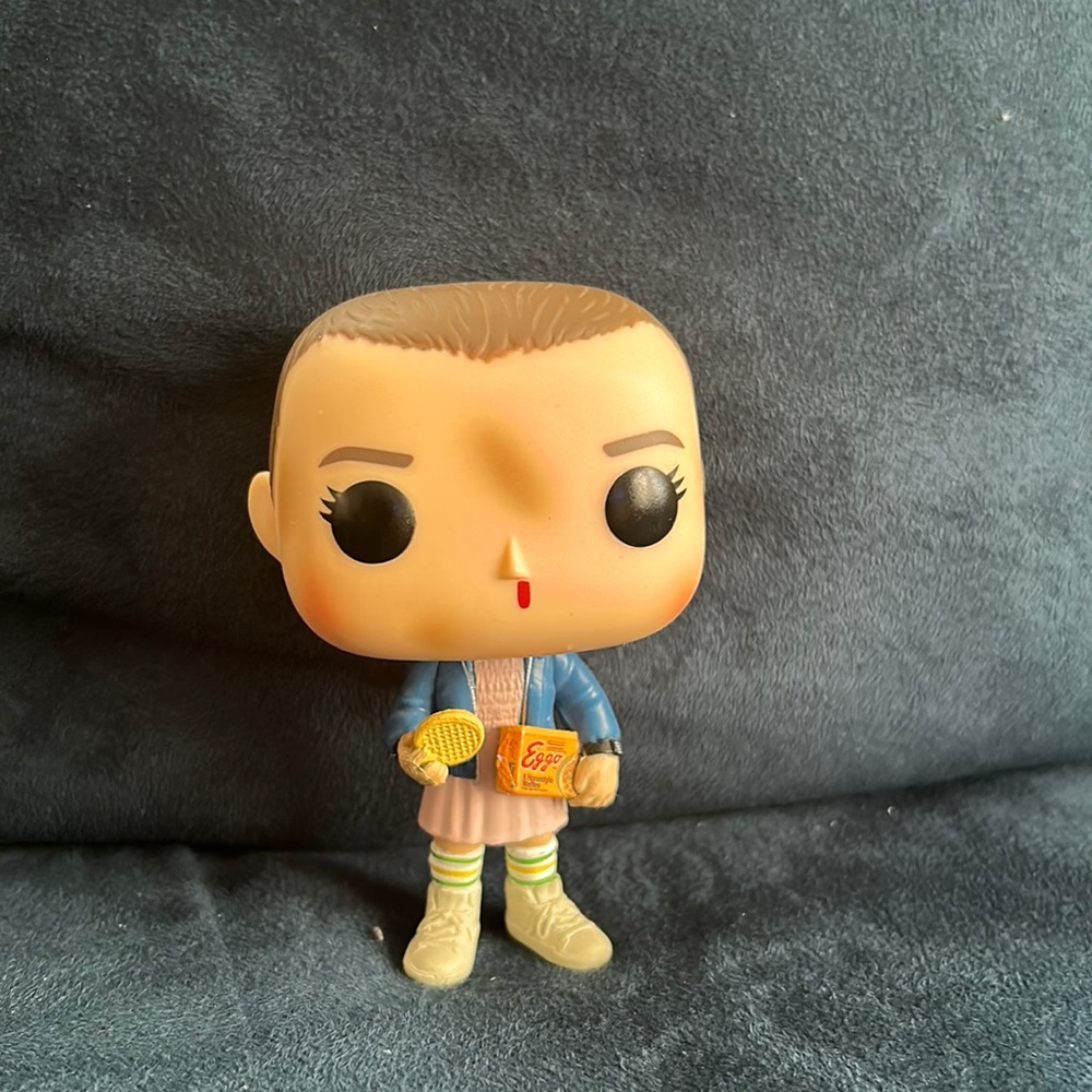 Stranger Things Eleven *with eggo waffles* Funko pop *no box*